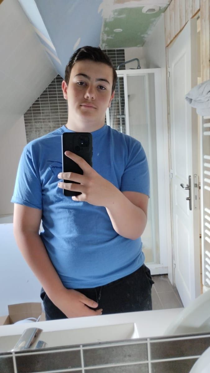 Alcino - Rencontre gay à Boudry Profil de Alcino, 40 ans, Rencontre gay à Boudry (Neuchâtel)