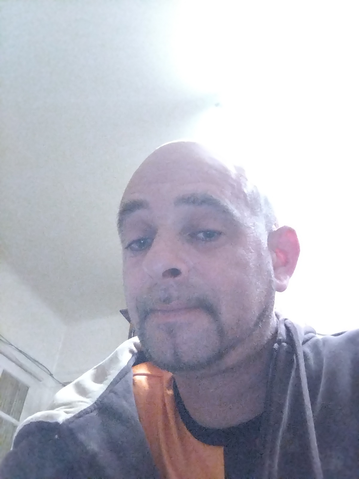 Lancelot - Rencontre gay à La Sagne NE Profil de Lancelot, 37 ans, Rencontre gay à La Sagne NE (Neuchâtel)