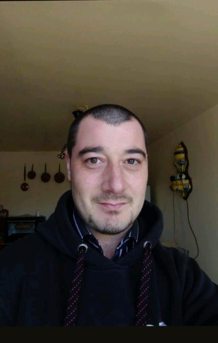 Profil de Kameron, 28 ans, Rencontre gay à Cormondrèche (Neuchâtel)
