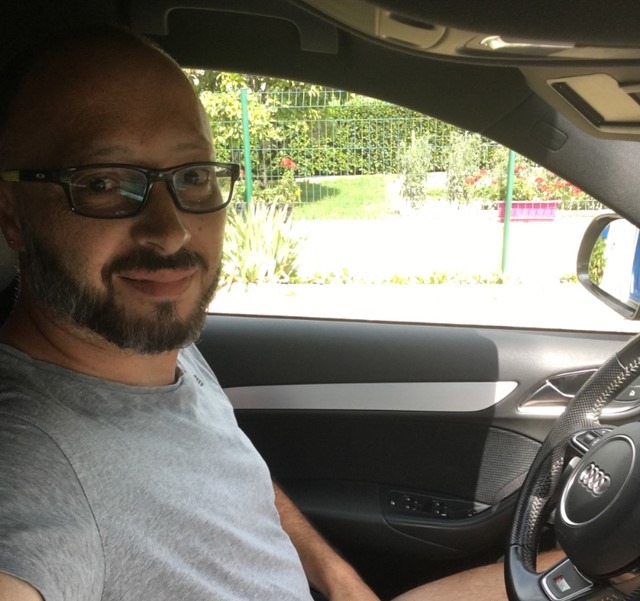 Iwann - Rencontre gay à La Chaux-du-Milieu Profil de Iwann, 34 ans, Rencontre gay à La Chaux-du-Milieu (Neuchâtel)