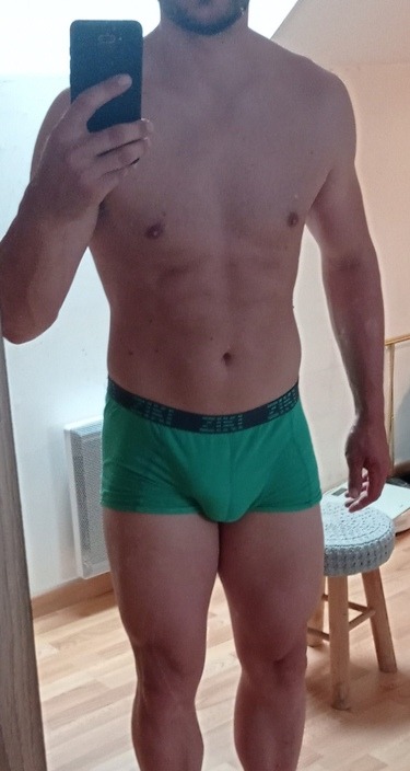 Profil de Zack, 31 ans, Rencontre gay à La Cibourg (Neuchâtel)