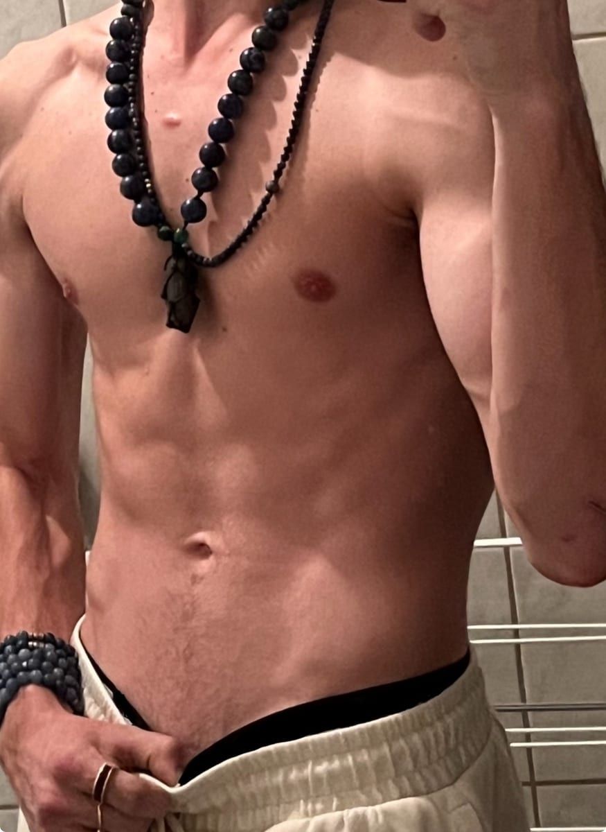 Profil de Ulrik, 29 ans, Rencontre gay à Les Taillères (Neuchâtel)