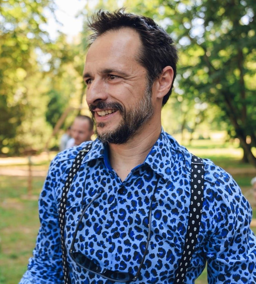 Souriya - Rencontre gay à Buttes Profil de Souriya, 28 ans, Rencontre gay à Buttes (Neuchâtel)