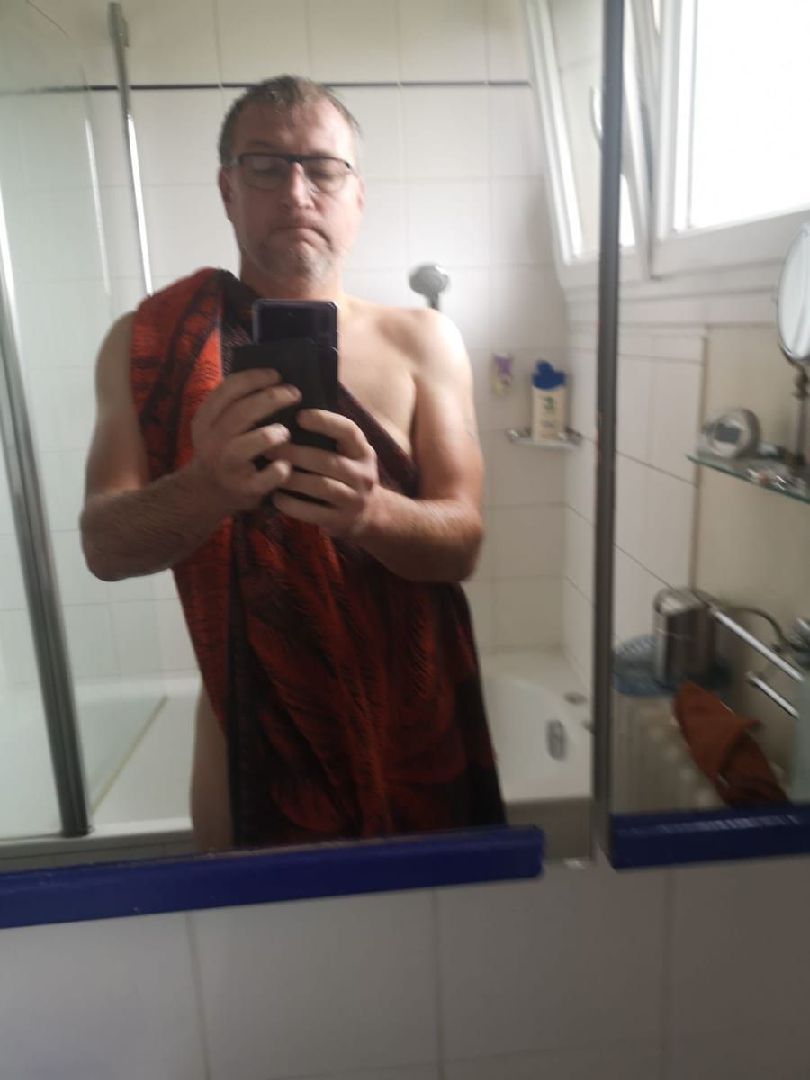 Simeo - Rencontre gay à Cernier Profil de Simeo, 28 ans, Rencontre gay à Cernier (Neuchâtel)