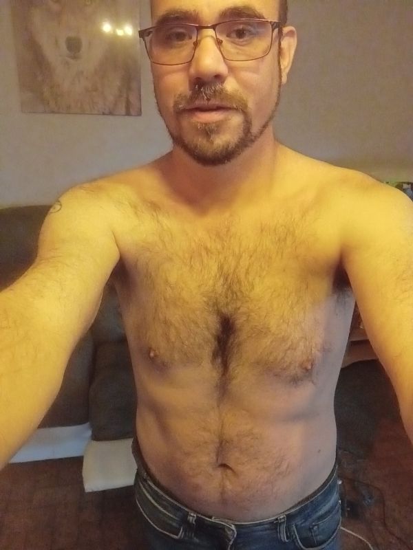 Profil de Bajram, 30 ans, Rencontre gay à Boveresse (Neuchâtel)