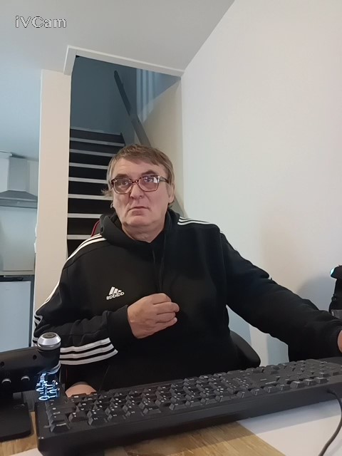 Guilherme - Rencontre gay à Les Sagnettes Profil de Guilherme, 39 ans, Rencontre gay à Les Sagnettes (Neuchâtel)