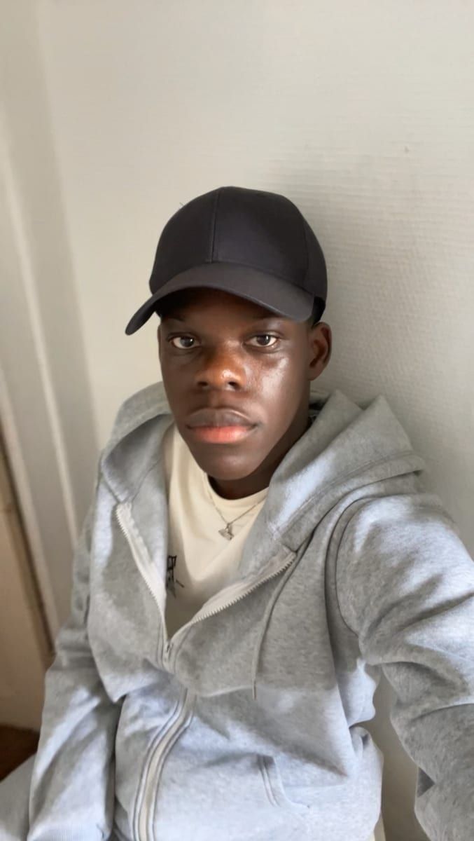 Ngoc - Rencontre gay à Cortaillod Profil de Ngoc, 40 ans, Rencontre gay à Cortaillod (Neuchâtel)