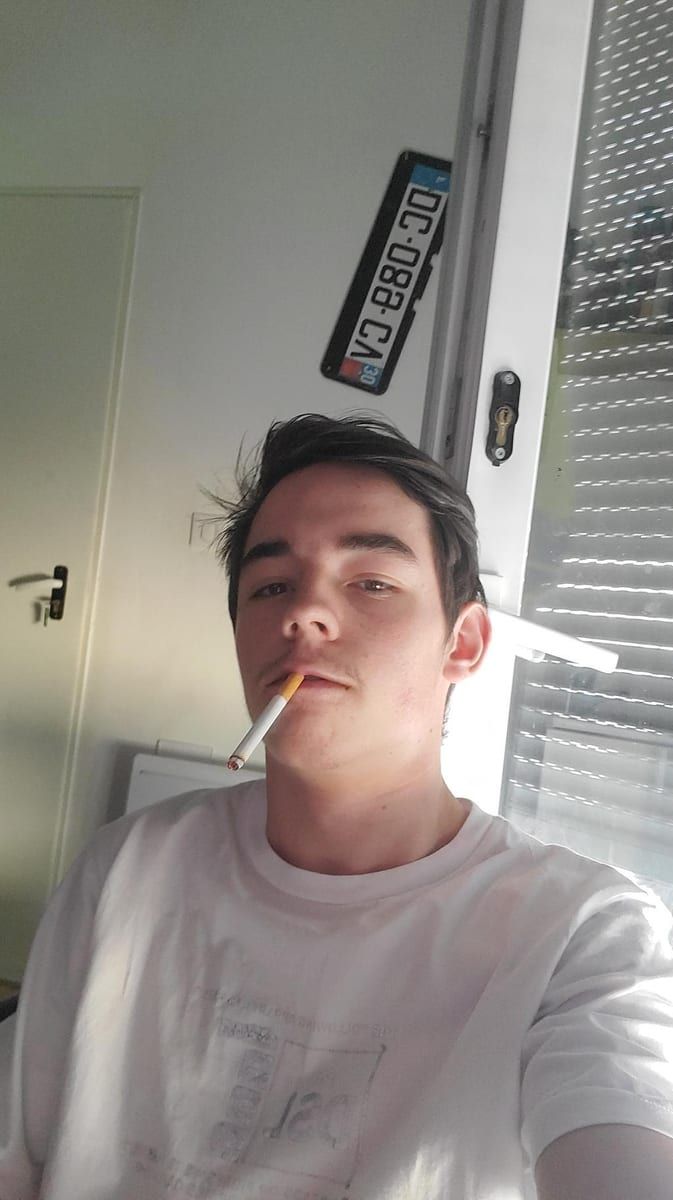 Mahsum - Rencontre gay à Hauterive NE Profil de Mahsum, 39 ans, Rencontre gay à Hauterive NE (Neuchâtel)