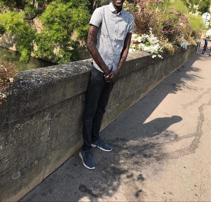 Gaya - Rencontre gay à Valangin Profil de Gaya, 28 ans, Rencontre gay à Valangin (Neuchâtel)